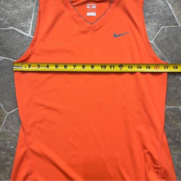 Nike Pro Dri-Fit Tank Top - Picture 8 of 11